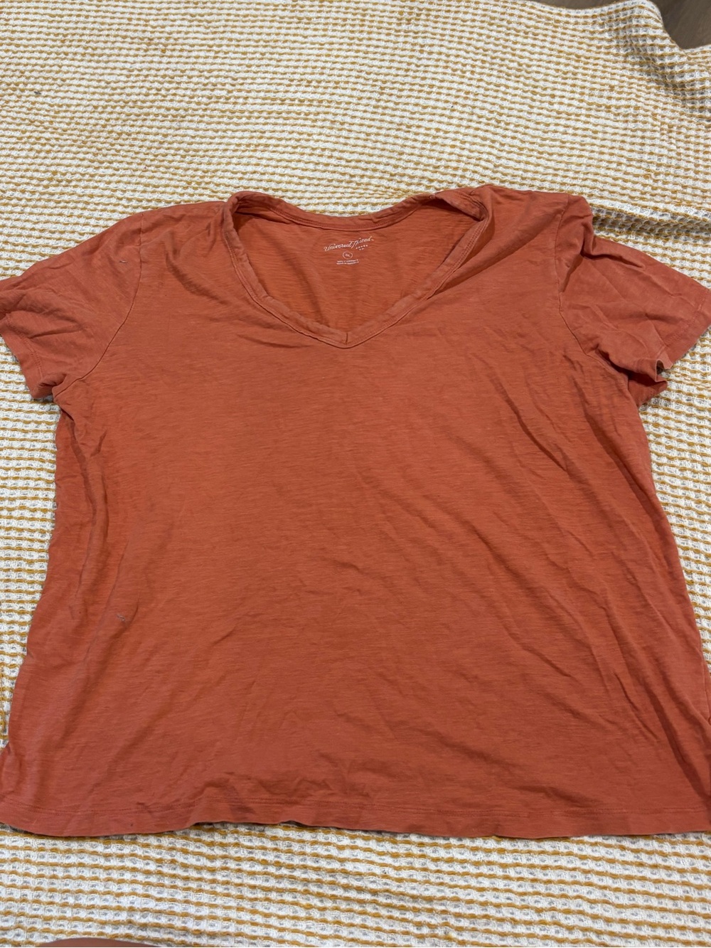 Universal Thread Women's V-Neck Tee in Rust